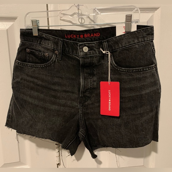 NWT Lucky Brand Women's Black Denim Shorts - Picture 1 of 4